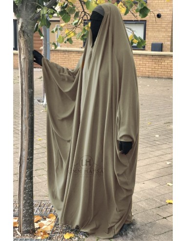 Big Jilbab Saudi Umm Hafsa V-Ausschnitt - Taupe-jilbab V-Ausschnitt-Maktaba-Ahloulhadith