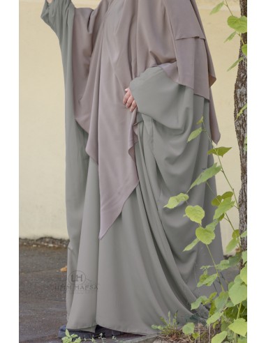 Abaya borboleta Umm Hafsa - Cinzento azeitona-Abaya Umm Hafsa-Maktaba-Ahloulhadith