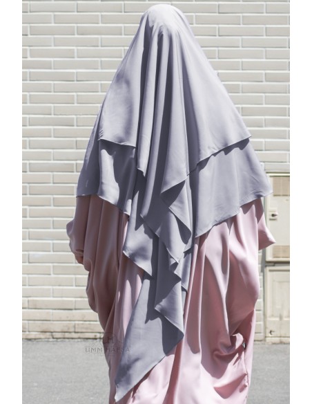 Trekantet khimar med to lag fra Umm Hafsa – Blågrå