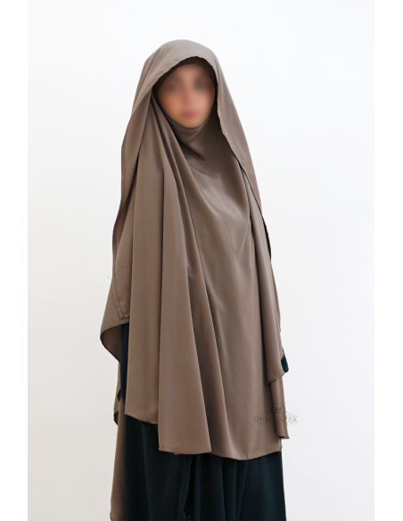 Malika khimar med skygge fra Umm Hafsa – Askebrun