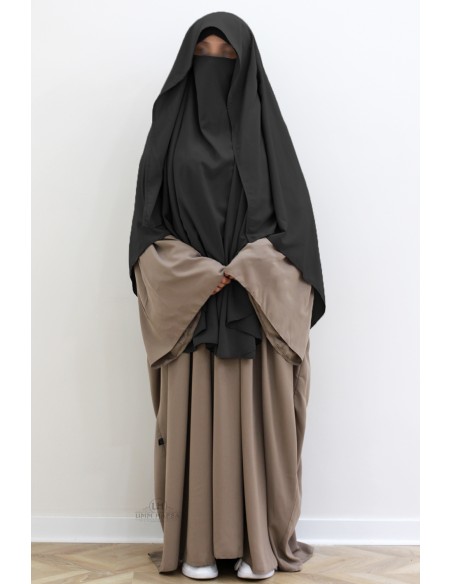 Khimar Malika con visera de Umm Hafsa – Gris